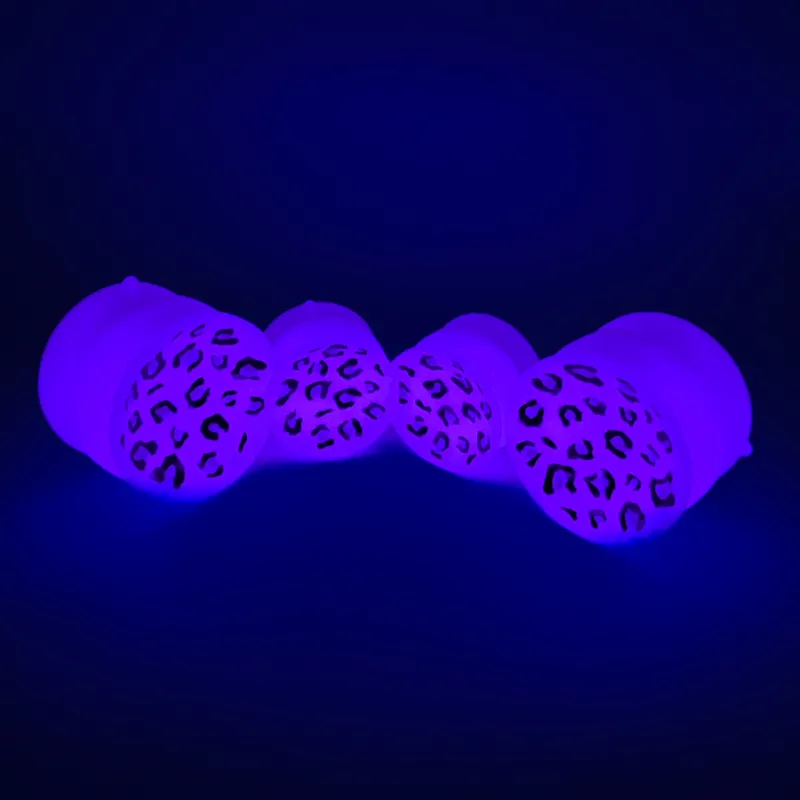 Double-sided suction cup 'Vio-Leopard #1' UV/GITD medium